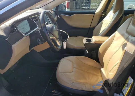 2013 Tesla Model S из США, поврежденный, VIN 5YJSA1CN6DFP07288